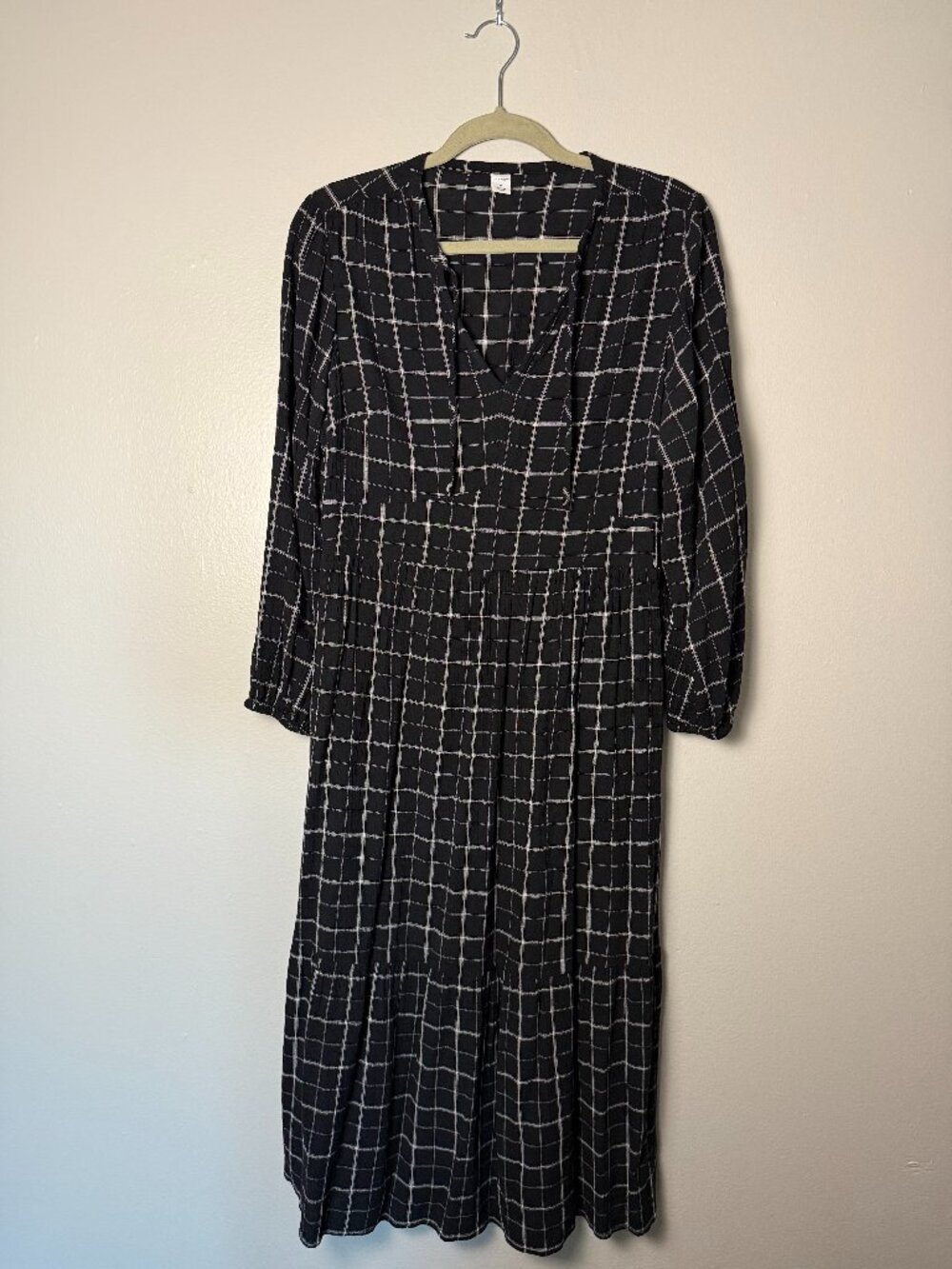 Old Navy Black Windowpane Plaid Empire Waist Midi Dress M Rayon
